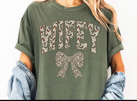 Duck Camo WIfey Tee